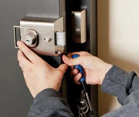 City Locksmith Services Los Angeles, CA 310-819-3968 City Locksmith Services Los Angeles, CA 310-819-3968 - 17-Emergency-Locks-Locksmith